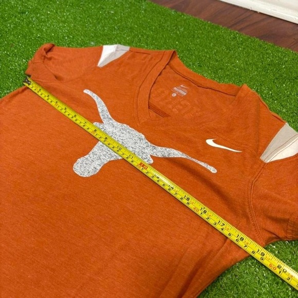 Nike Texas Longhorns Women's Large V-Neck Short Sleeve Shirt Sporty Active - Picture 3 of 7